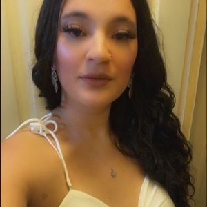 Meet your Posher, Nina